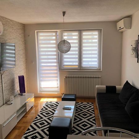 Apartman Dobrinja 1 Saraievo Exterior foto